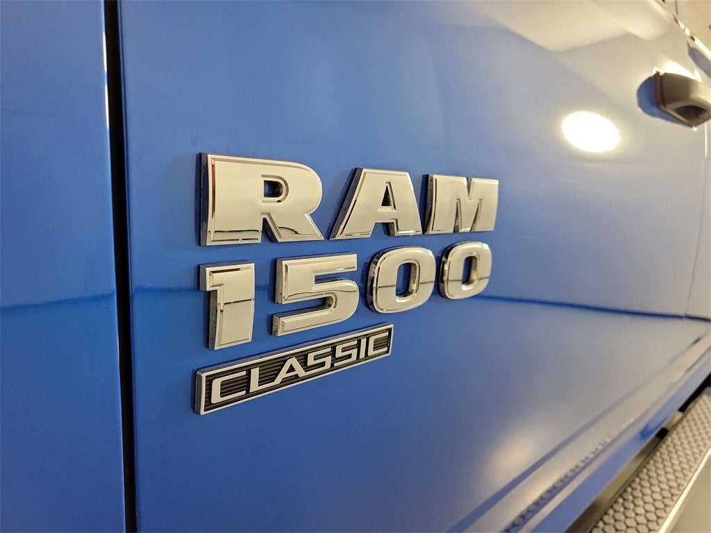 2022 RAM 1500 Classic SLT