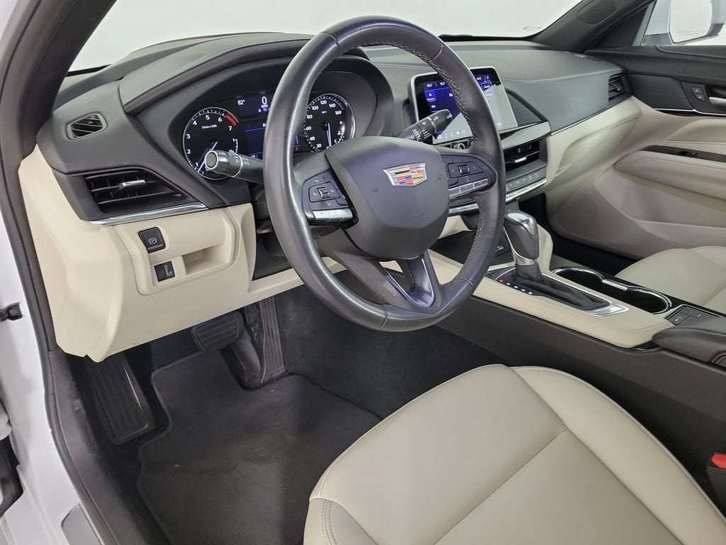 2024 Cadillac CT4 Luxury
