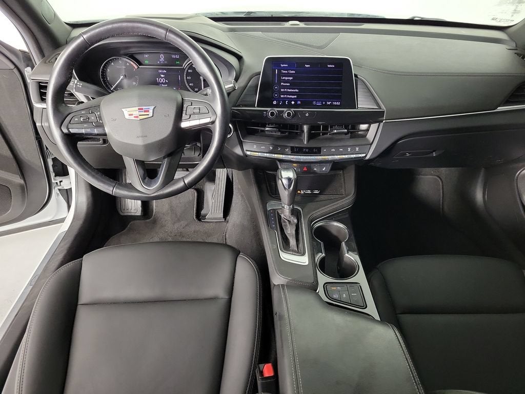 2023 Cadillac CT4 Luxury