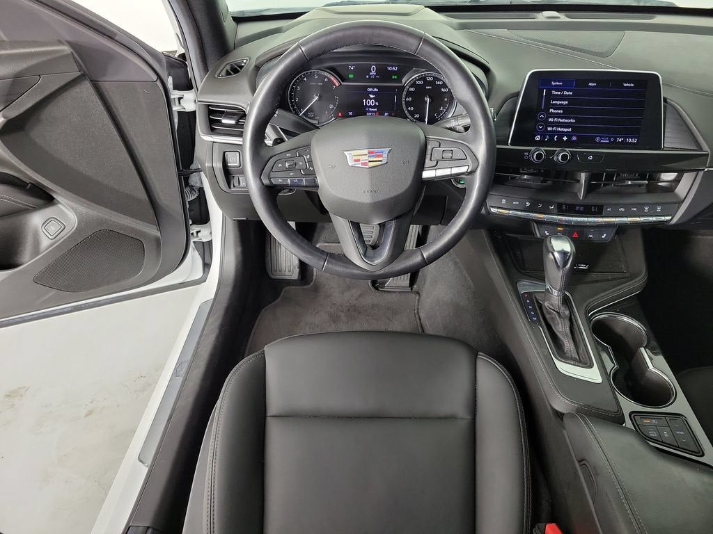 2023 Cadillac CT4 Luxury