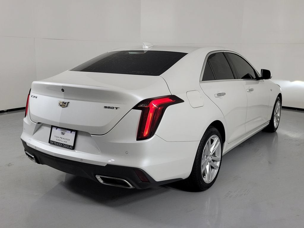 2023 Cadillac CT4 Luxury
