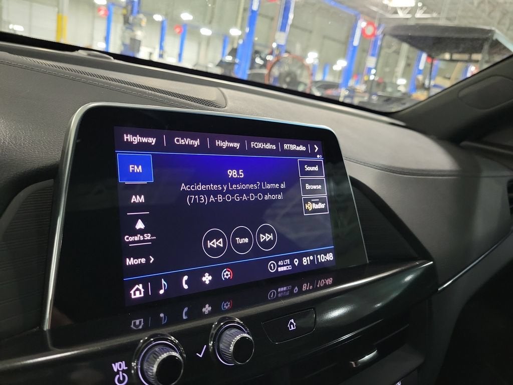 2023 Cadillac CT4 Premium Luxury