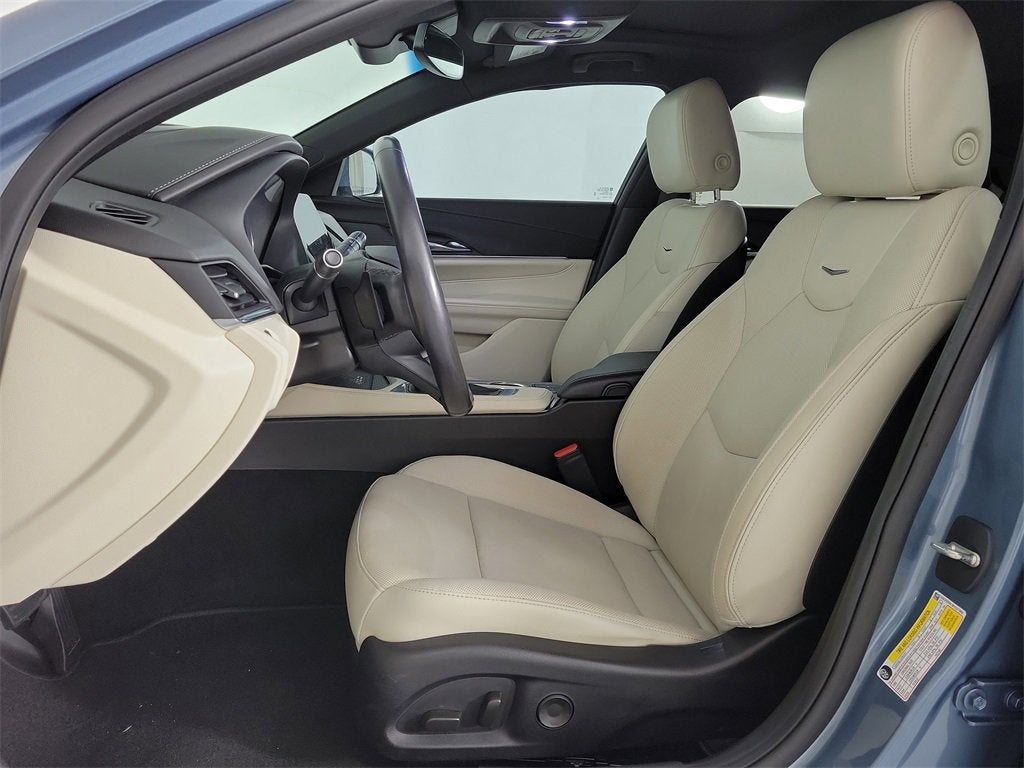 2023 Cadillac CT4 Premium Luxury