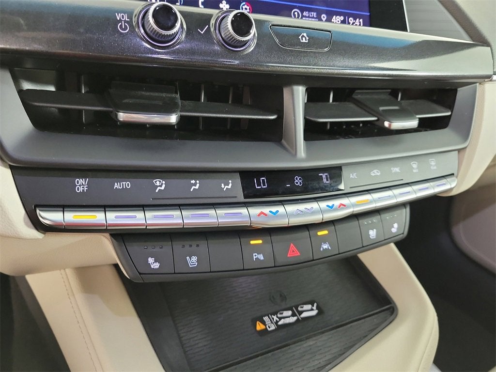 2023 Cadillac CT4 Premium Luxury