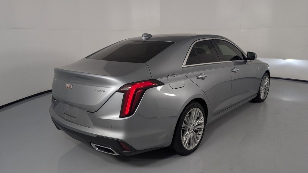2023 Cadillac CT4 Premium Luxury