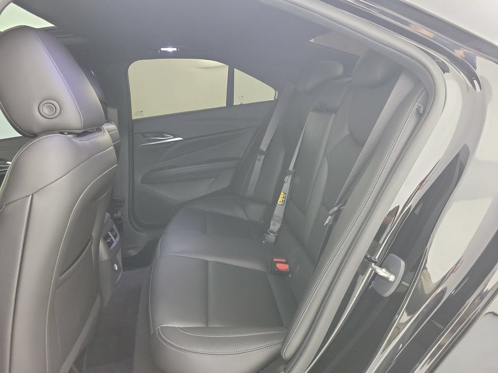 2023 Cadillac CT4 Luxury