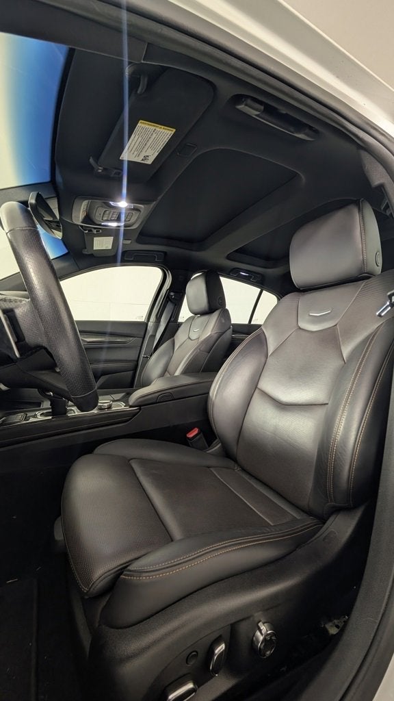 2022 Cadillac CT5 Sport