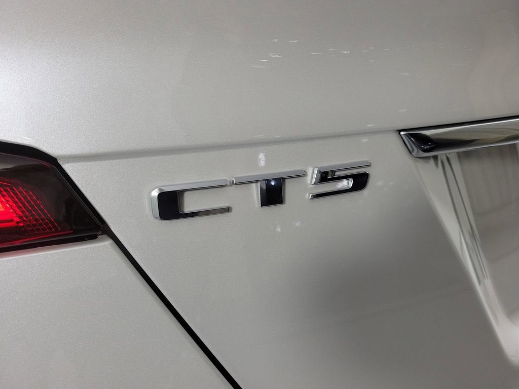 2023 Cadillac CT5 Luxury