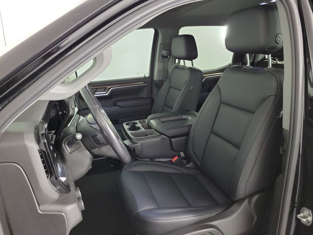 2022 Chevrolet Silverado 1500 LT (2FL)