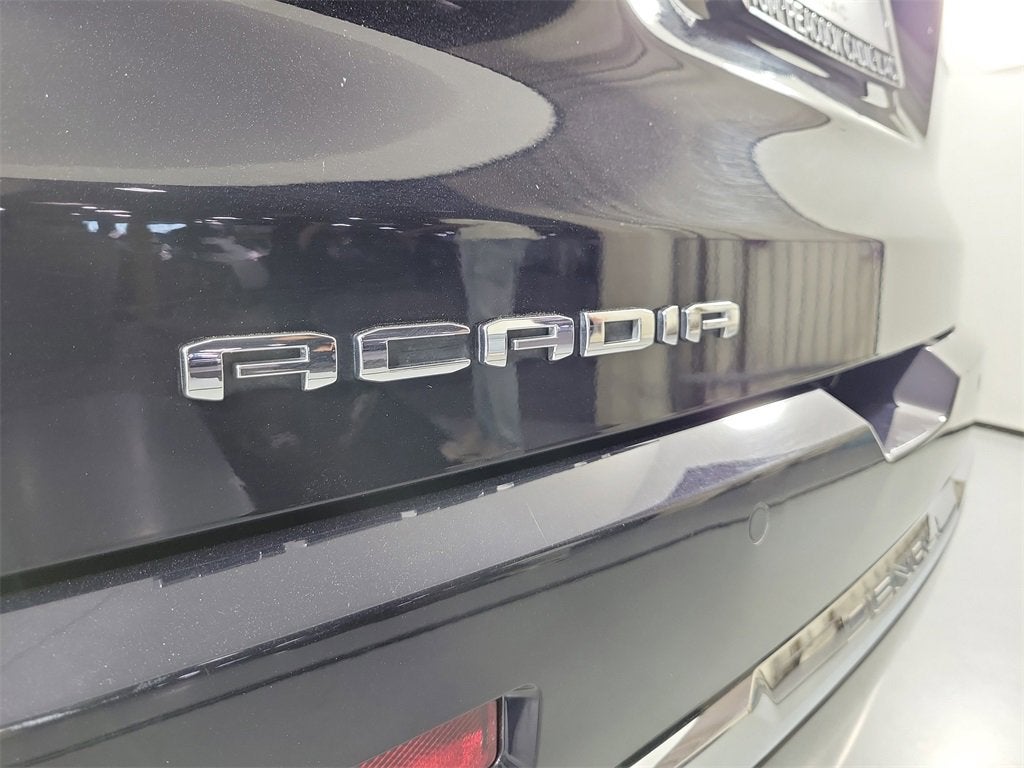 2022 GMC Acadia Denali