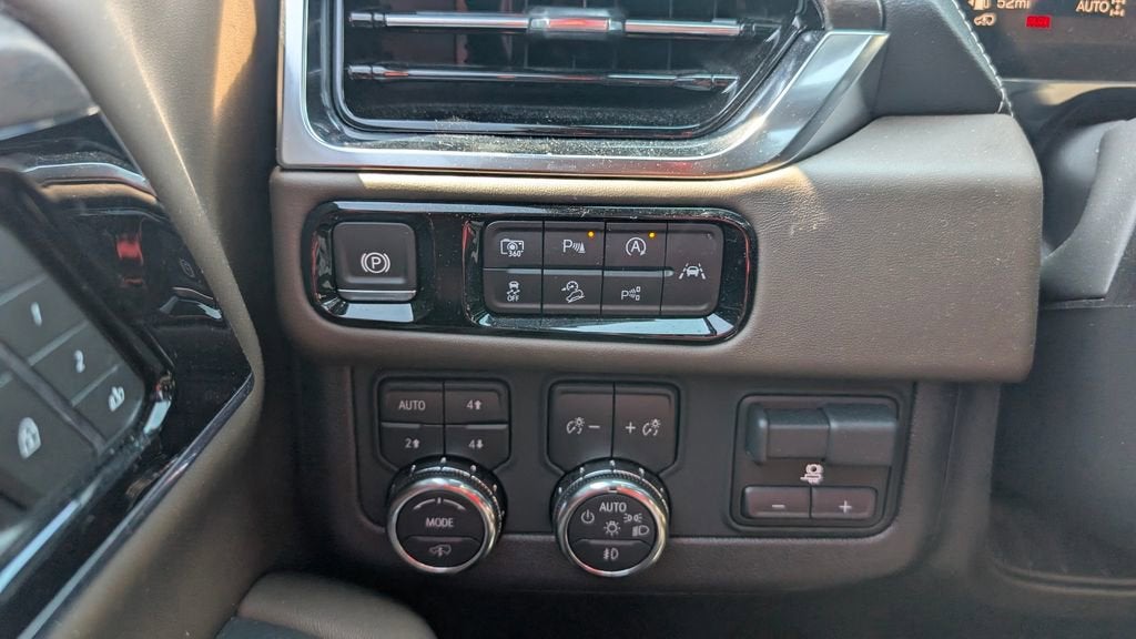 2025 GMC Yukon Denali Ultimate