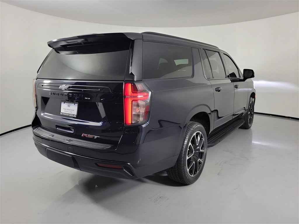 2023 Chevrolet Suburban RST
