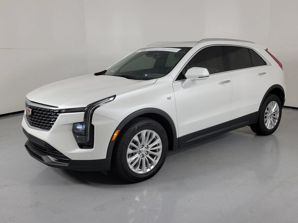 2024 Cadillac XT4 Luxury