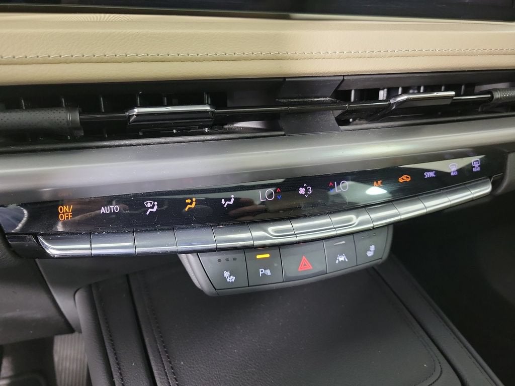 2024 Cadillac XT4 Luxury
