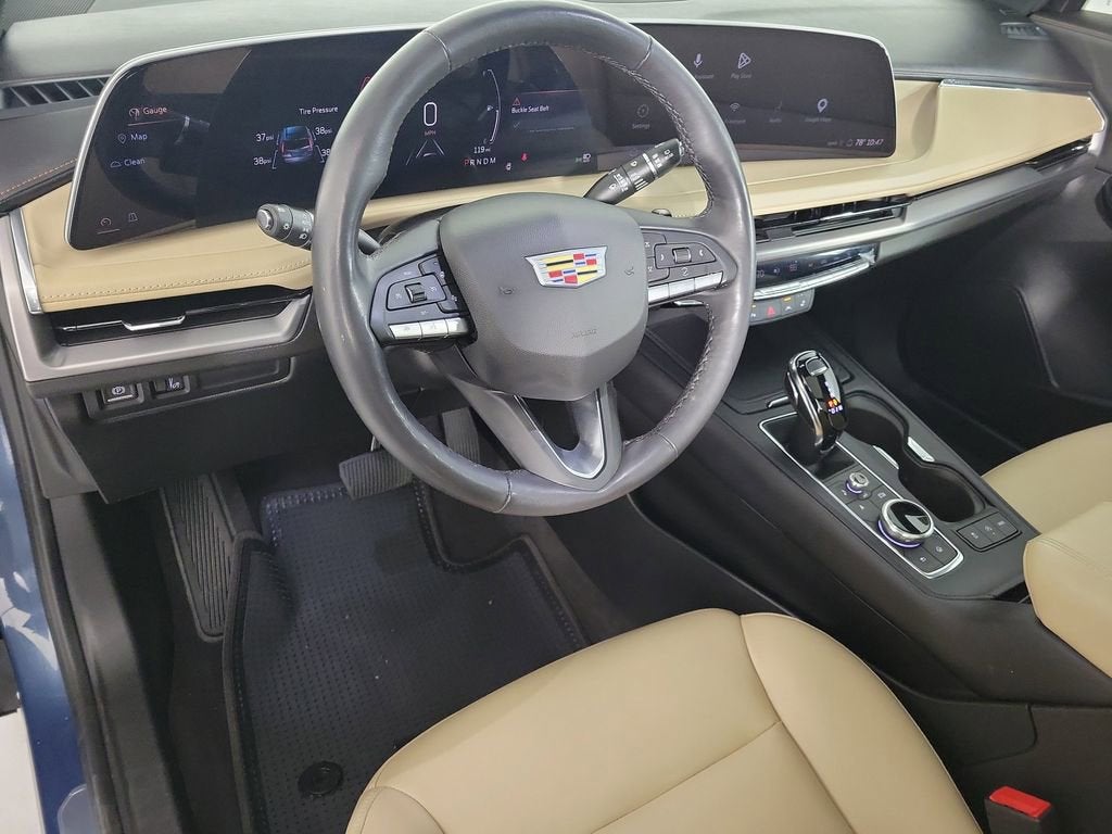 2024 Cadillac XT4 Luxury