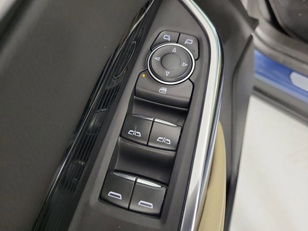 2024 Cadillac XT4 Luxury