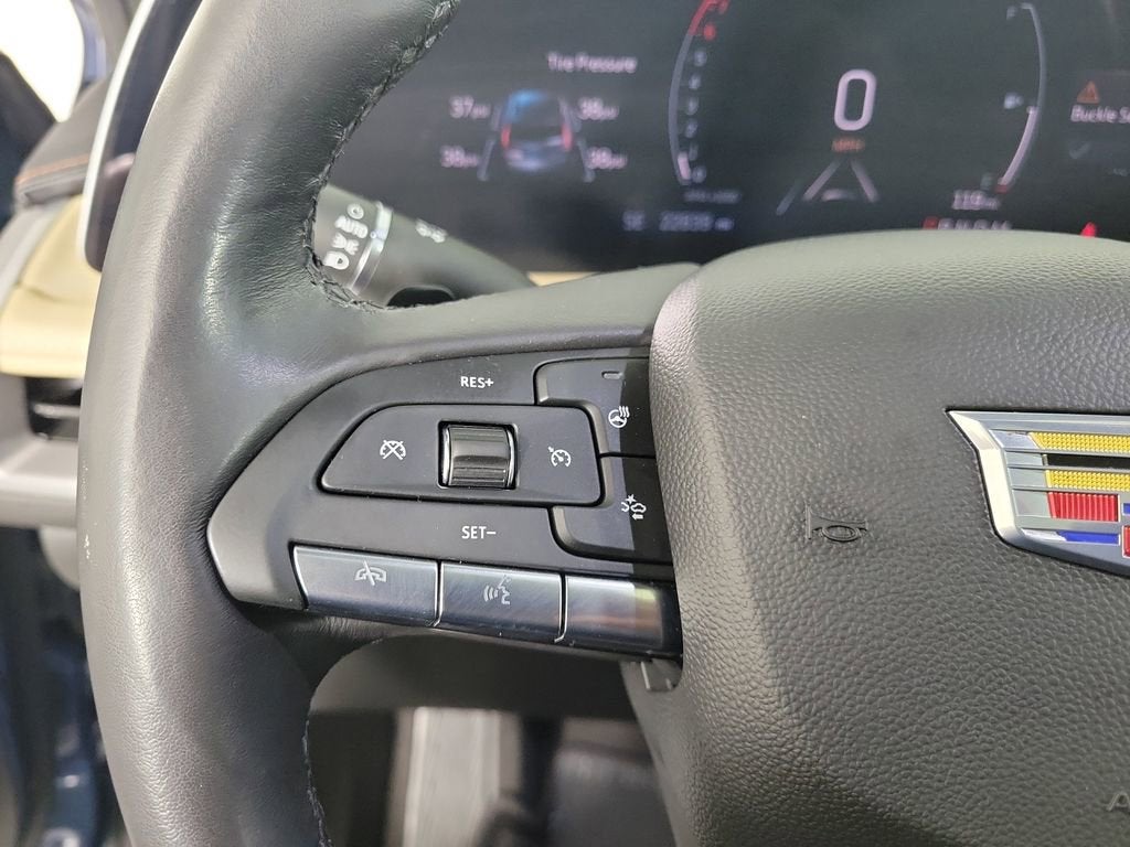 2024 Cadillac XT4 Luxury