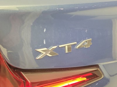 2024 Cadillac XT4 Luxury