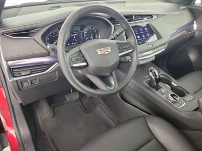 2023 Cadillac XT4 Luxury