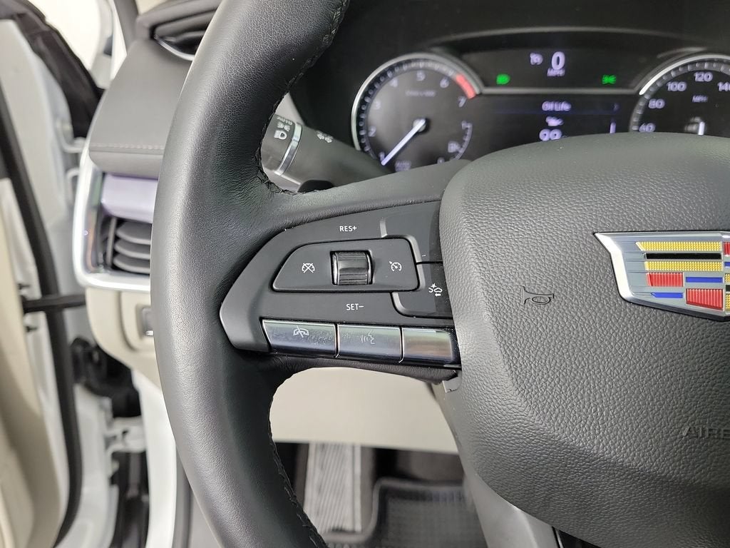 2023 Cadillac XT4 Luxury