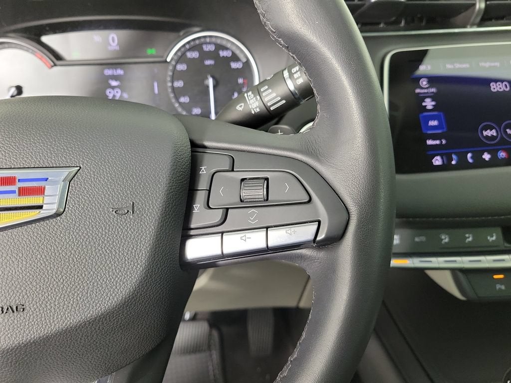 2023 Cadillac XT4 Luxury