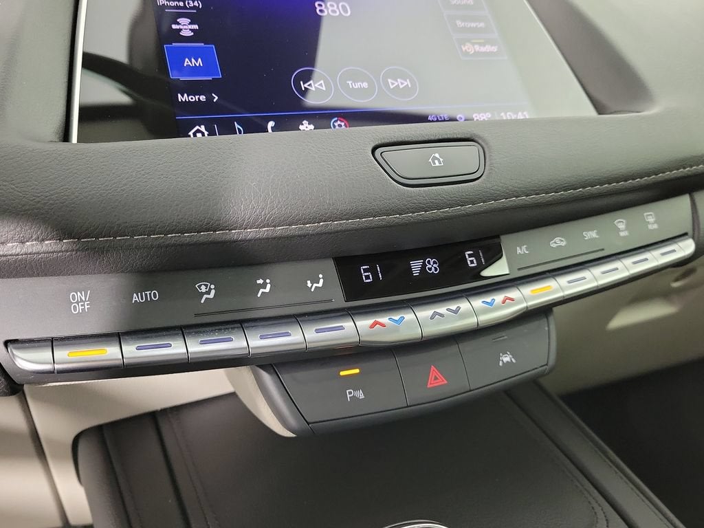 2023 Cadillac XT4 Luxury
