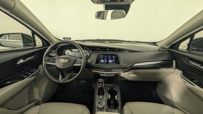 2023 Cadillac XT4 Luxury