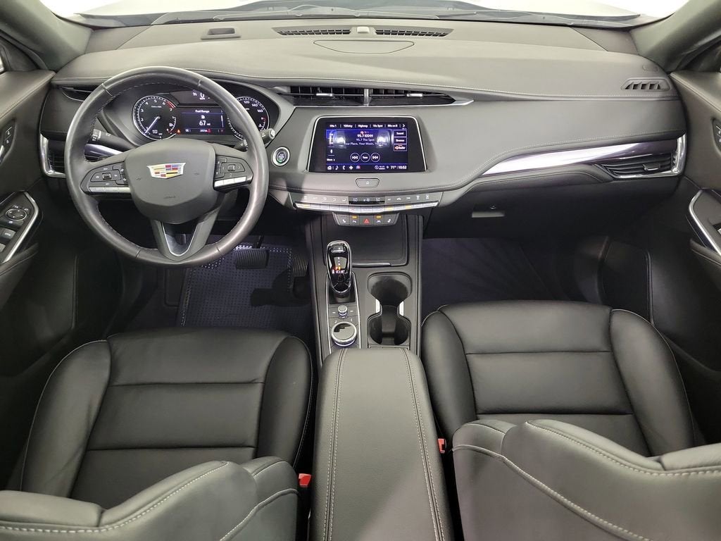 2023 Cadillac XT4 Luxury