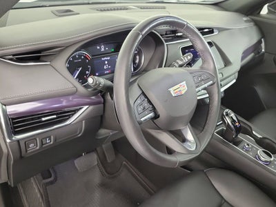 2023 Cadillac XT4 Luxury