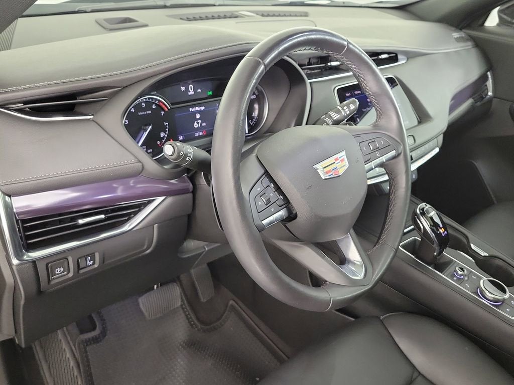 2023 Cadillac XT4 Luxury