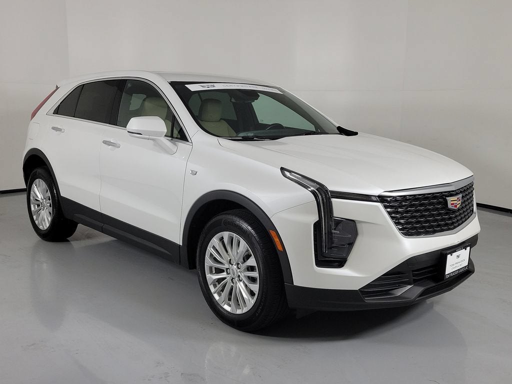 2024 Cadillac XT4 Luxury