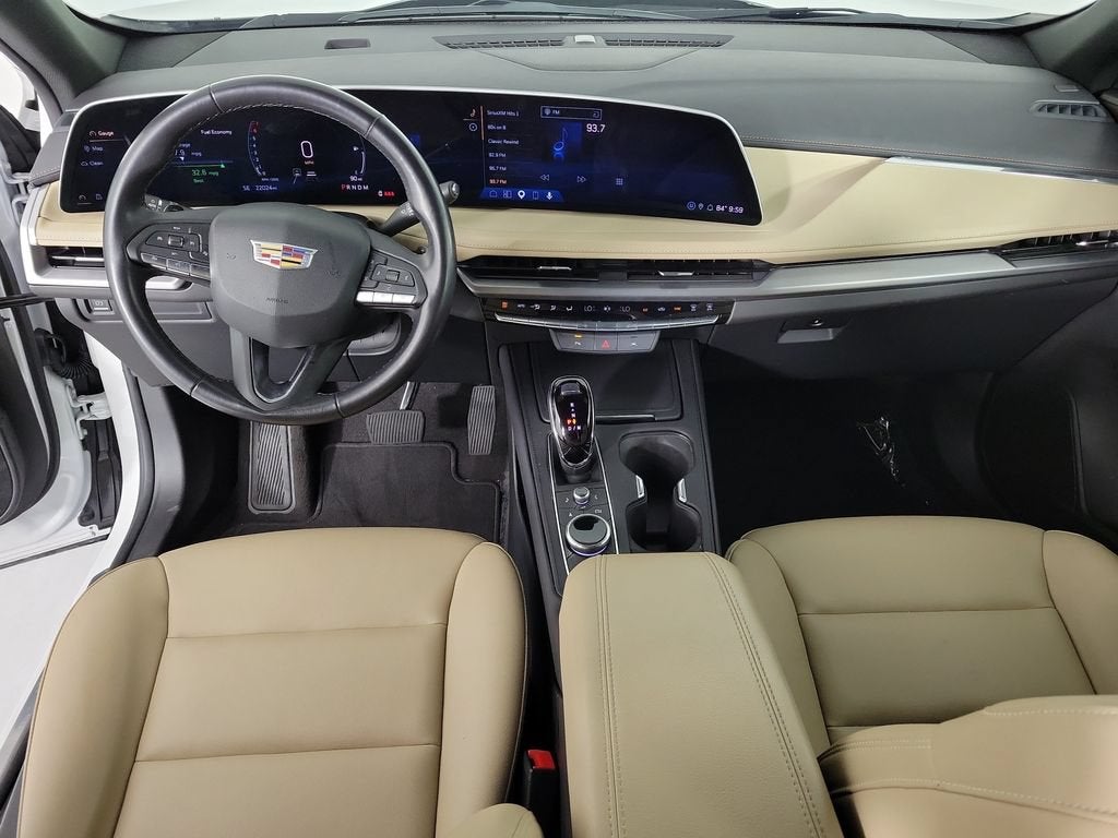 2024 Cadillac XT4 Luxury
