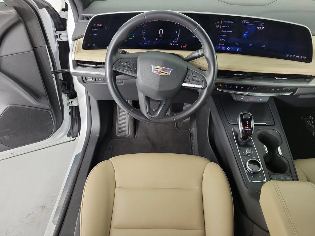 2024 Cadillac XT4 Luxury