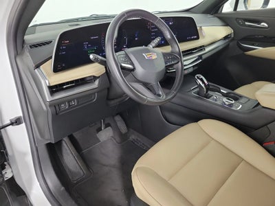 2024 Cadillac XT4 Luxury