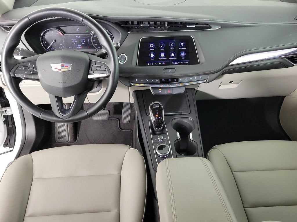 2023 Cadillac XT4 Luxury