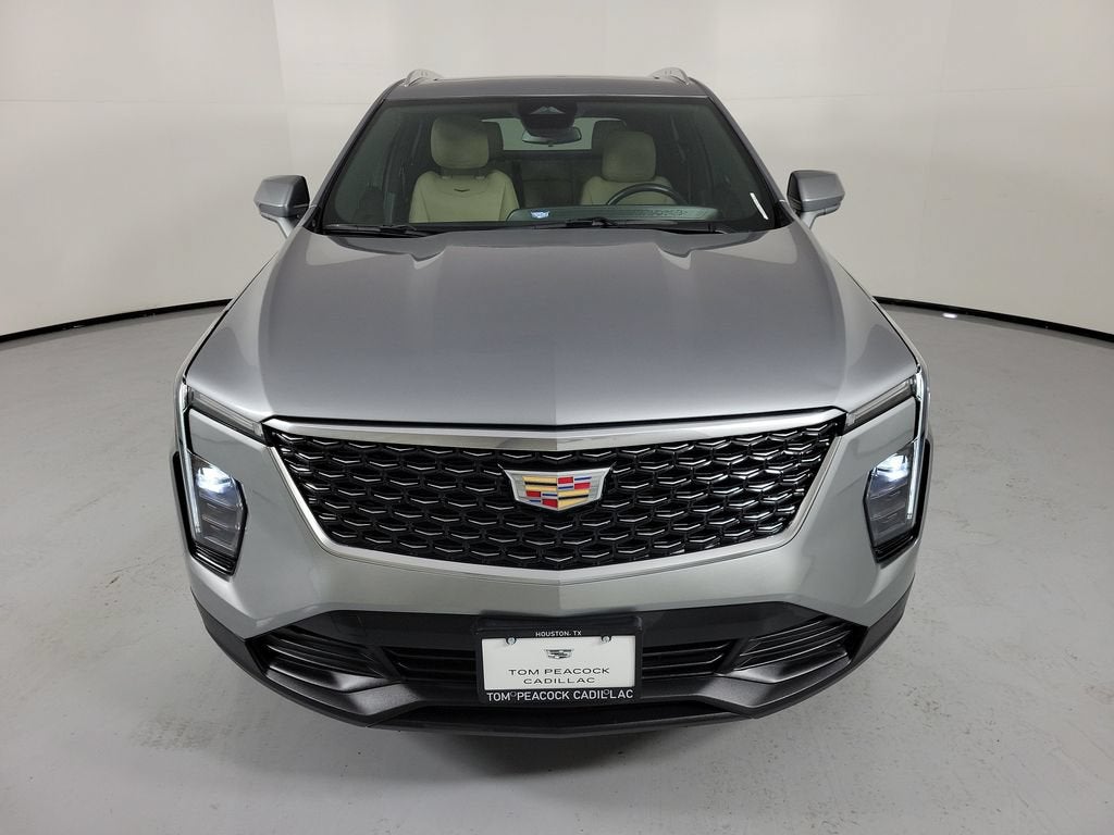 2024 Cadillac XT4 Luxury