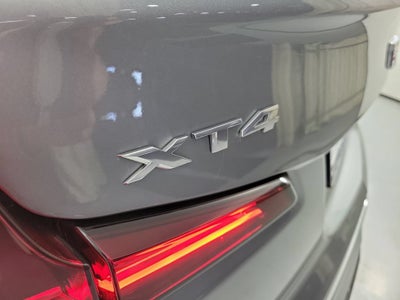 2024 Cadillac XT4 Luxury