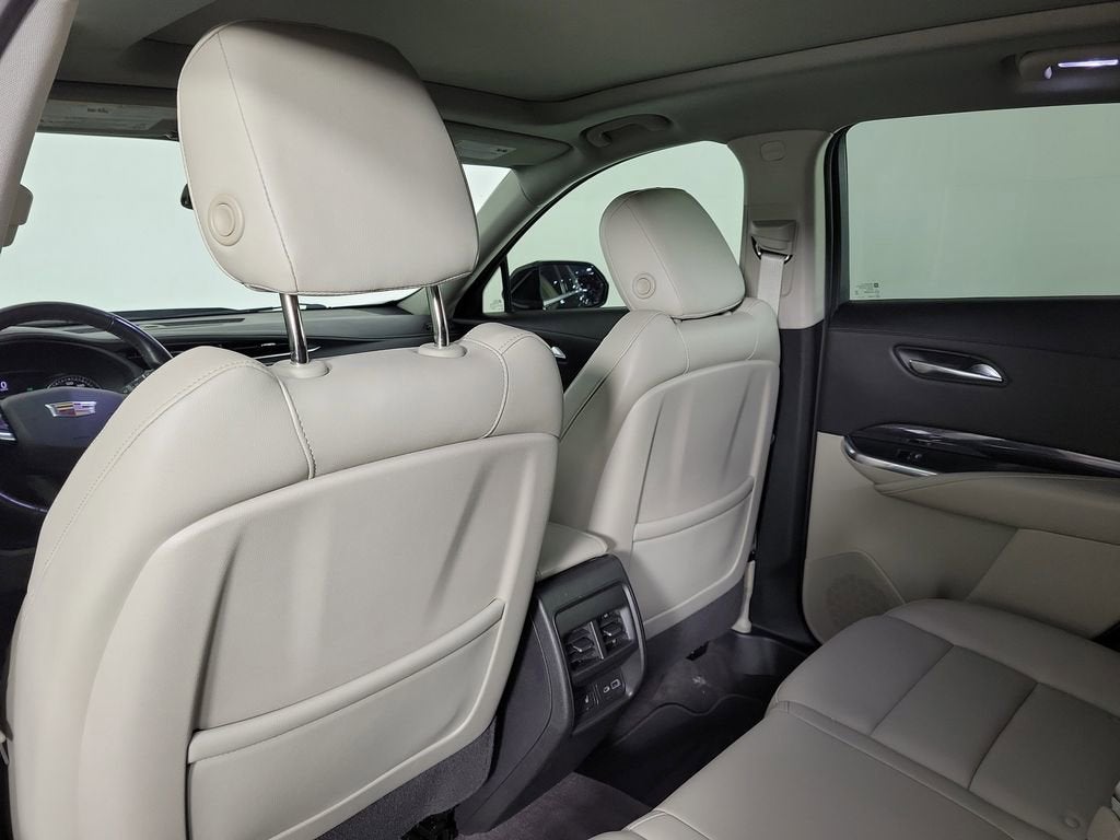 2021 Cadillac XT4 FWD Luxury