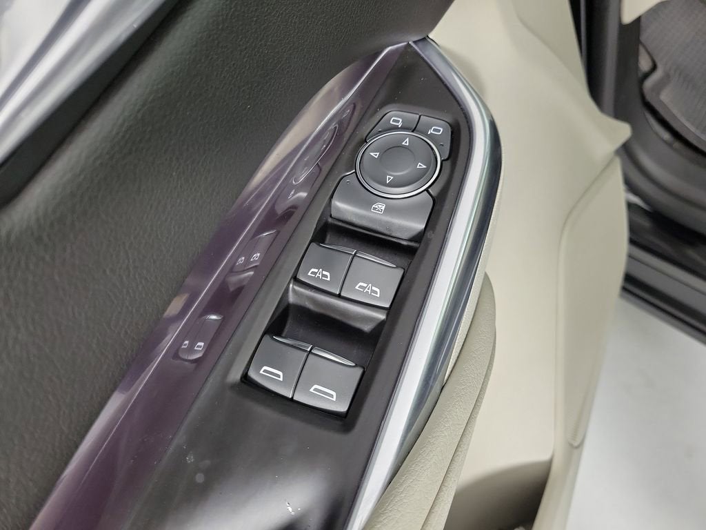 2021 Cadillac XT4 FWD Luxury
