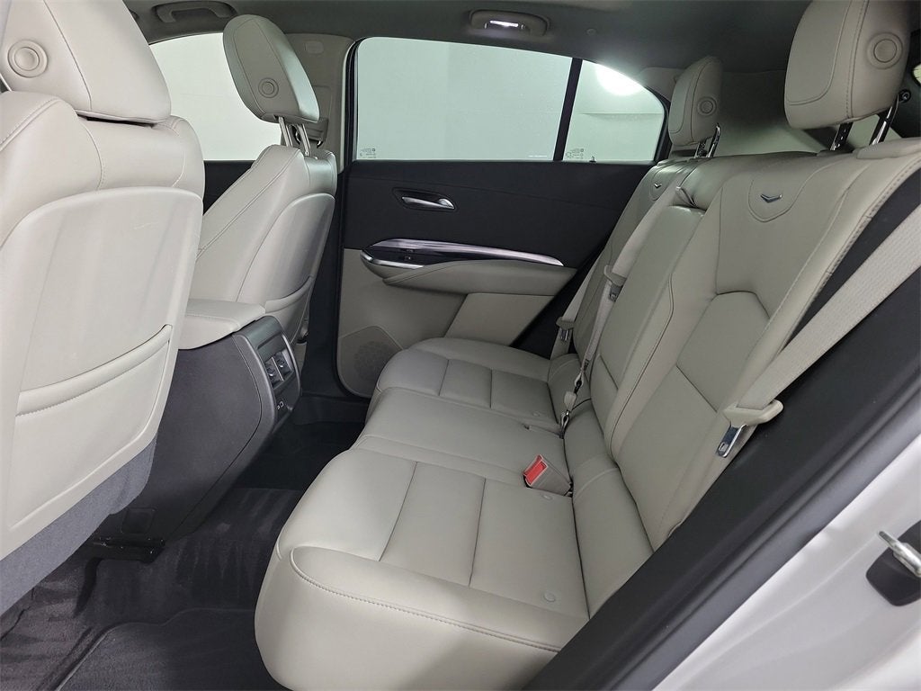 2023 Cadillac XT4 Luxury