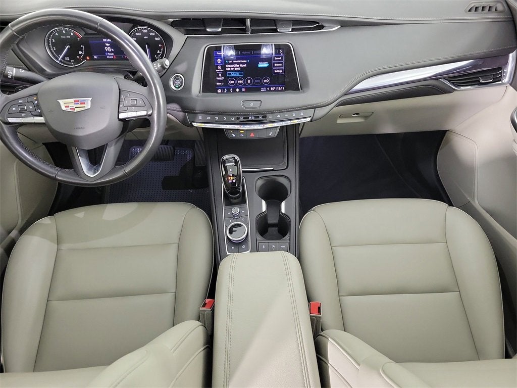 2023 Cadillac XT4 Luxury