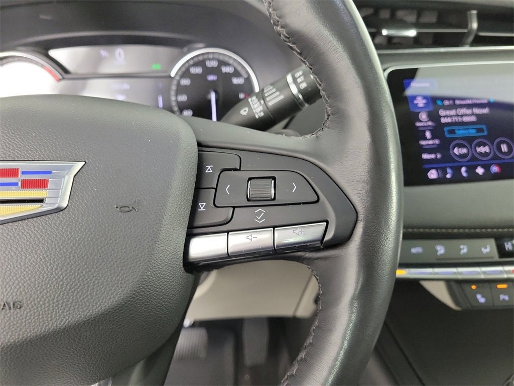 2023 Cadillac XT4 Luxury