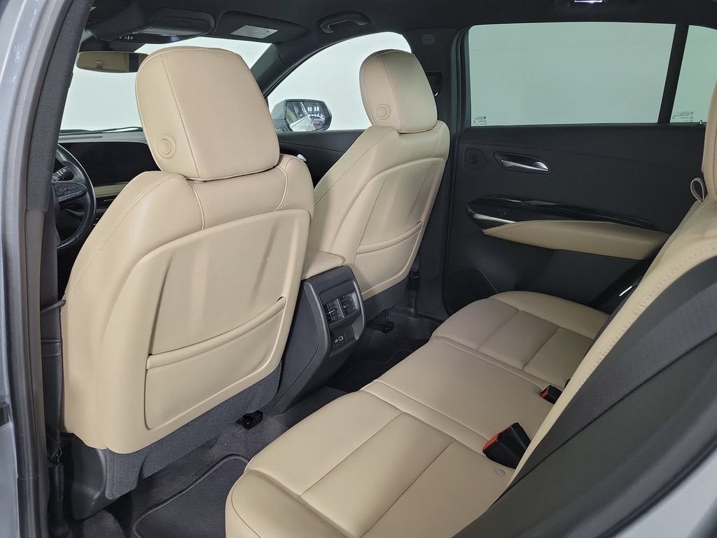 2024 Cadillac XT4 Luxury