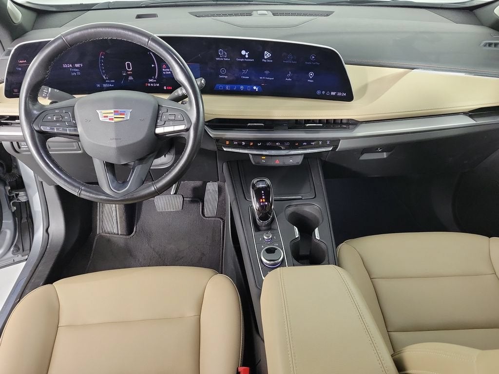 2024 Cadillac XT4 Luxury