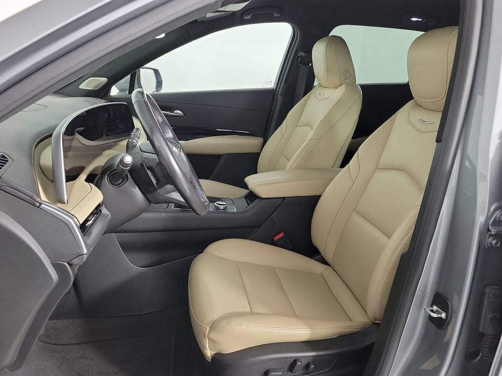 2024 Cadillac XT4 Luxury