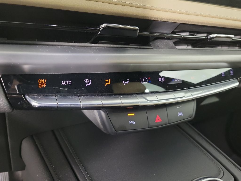 2024 Cadillac XT4 Luxury