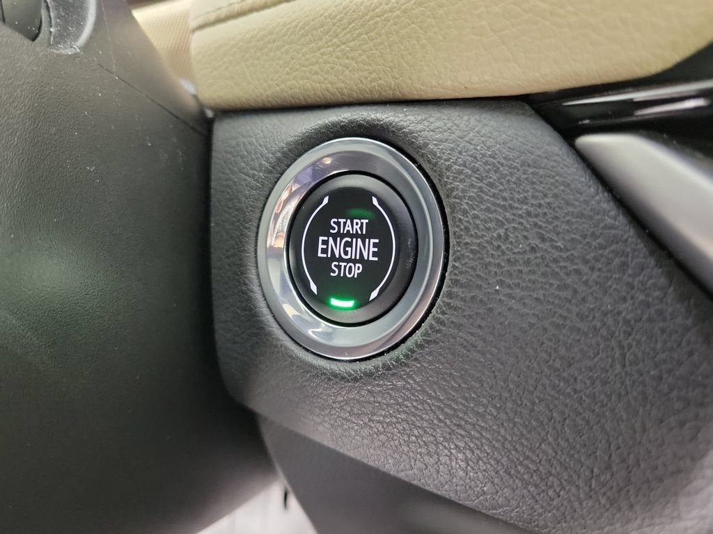 2024 Cadillac XT4 Luxury