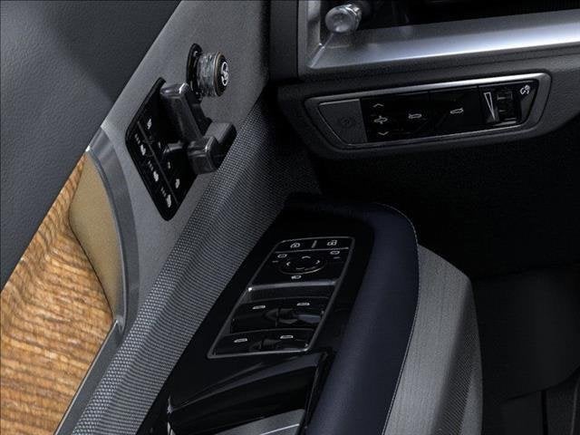 2026 Cadillac VISTIQ Premium Luxury