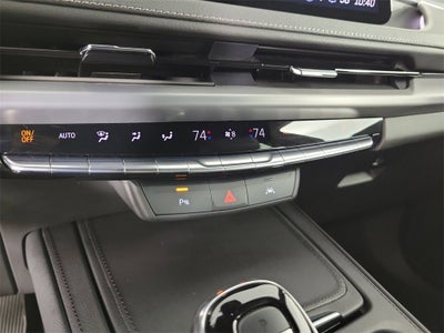 2025 Cadillac XT4 Premium Luxury