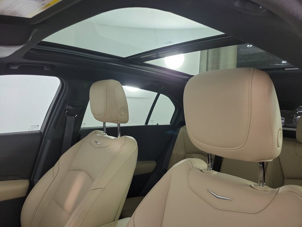 2025 Cadillac XT4 Premium Luxury